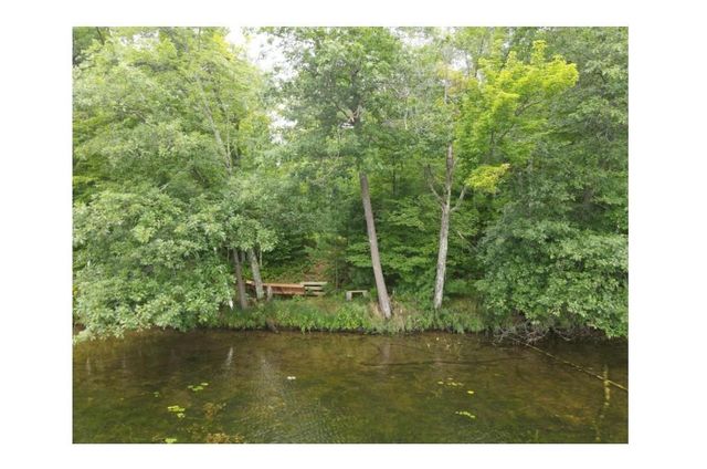 N4385 Red Oak Lane, Stone Lake, WI 54876