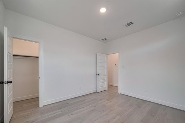 1354 W 24th Street, Houston, TX 77008