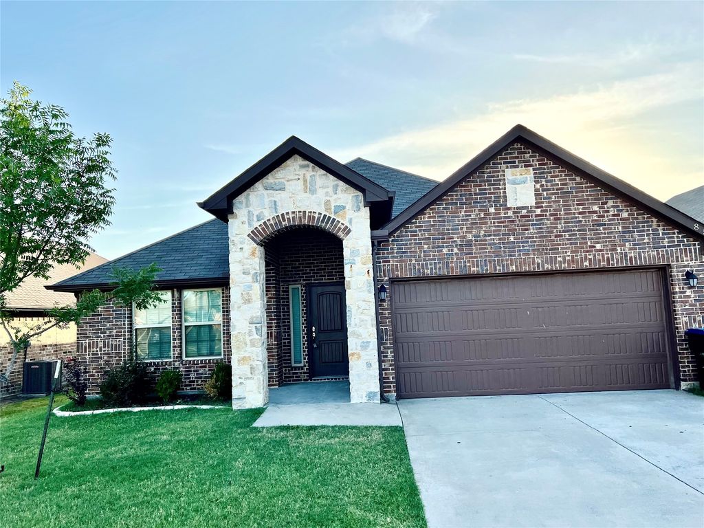 8530 Larry Court, Greenville, TX 75402