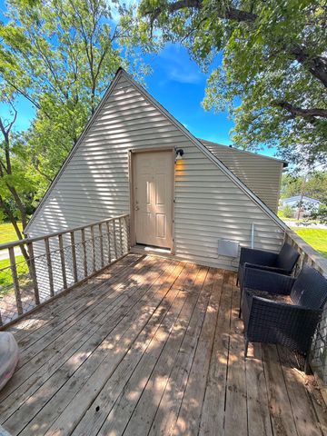 1491 Service Street, Lake Station, IN 46405