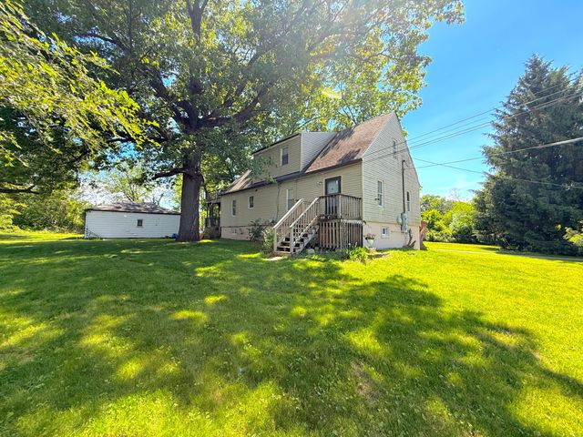 1491 Service Street, Lake Station, IN 46405