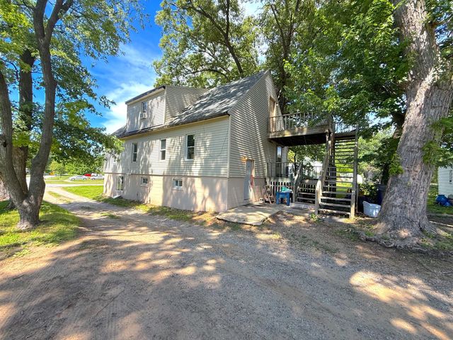 1491 Service Street, Lake Station, IN 46405