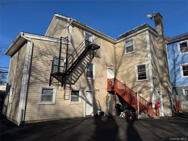 17 Dobbs Ferry Road, White Plains, NY 10607