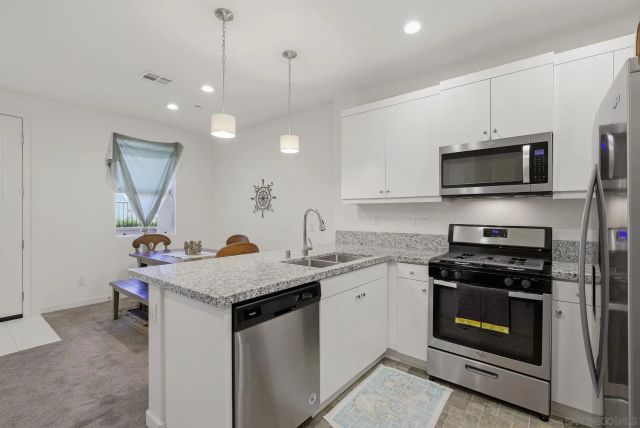 4129 Sitio Flor, Oceanside, CA 92057