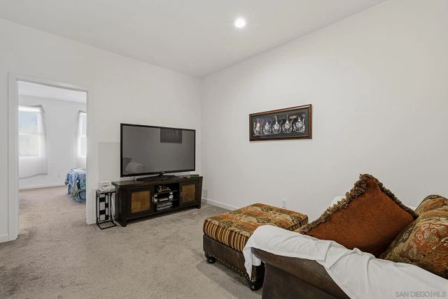 4129 Sitio Flor, Oceanside, CA 92057