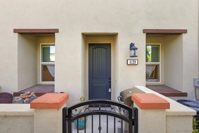 4129 Sitio Flor, Oceanside, CA 92057