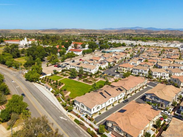 4129 Sitio Flor, Oceanside, CA 92057