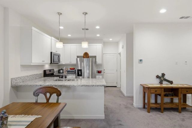 4129 Sitio Flor, Oceanside, CA 92057