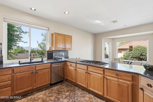 38174 S Desert Highland Drive, Tucson, AZ 85739