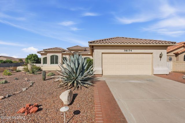 38174 S Desert Highland Drive, Tucson, AZ 85739