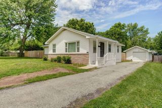 2021 West Olive Street, Springfield, MO 65802