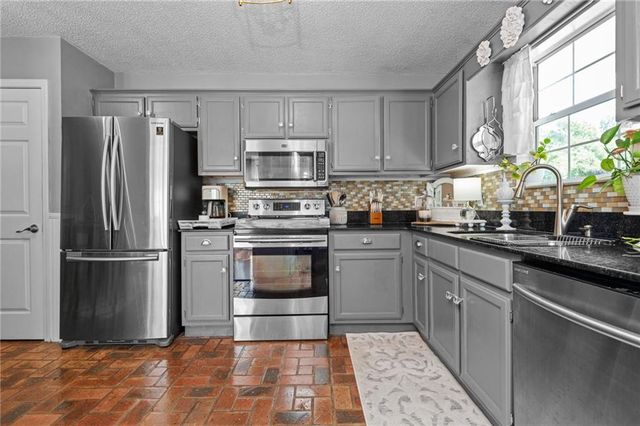 2850 Pretty Branch Drive E, Mobile, AL 36618