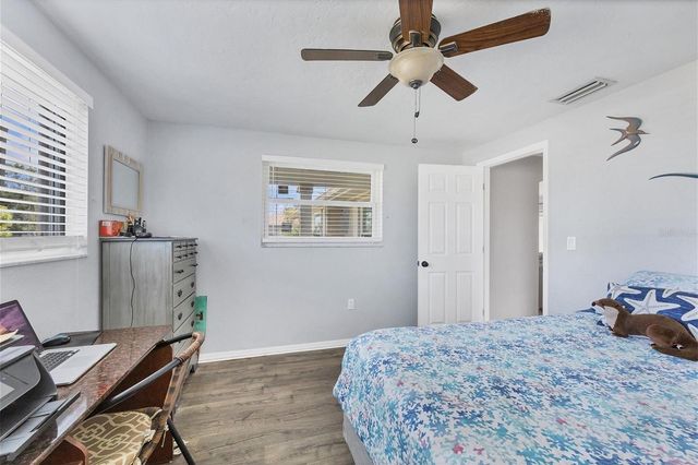 426 CANTERBURY ROAD, Venice, FL 34293