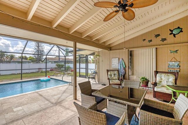 426 CANTERBURY ROAD, Venice, FL 34293