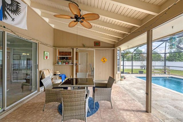 426 CANTERBURY ROAD, Venice, FL 34293