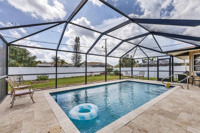 426 CANTERBURY ROAD, Venice, FL 34293