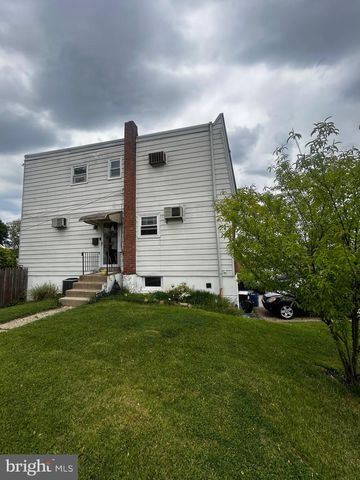 826 AVON RD, Philadelphia, PA 19116