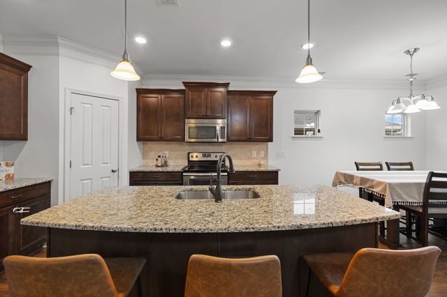 2126 Kirkwall Dr, Nolensville, TN 37135