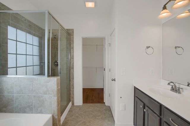 2126 Kirkwall Dr, Nolensville, TN 37135