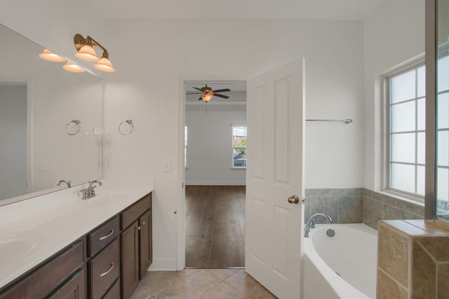 2126 Kirkwall Dr, Nolensville, TN 37135