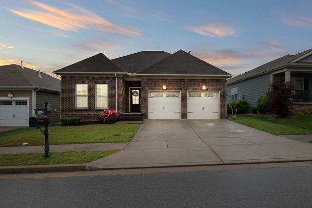 2126 Kirkwall Dr, Nolensville, TN 37135