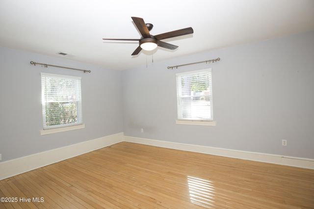 365 E New Jersey Avenue, Southern Pines, NC 28387