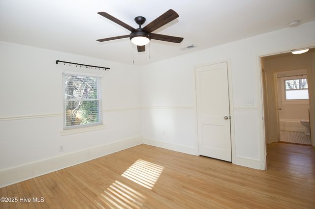 365 E New Jersey Avenue, Southern Pines, NC 28387