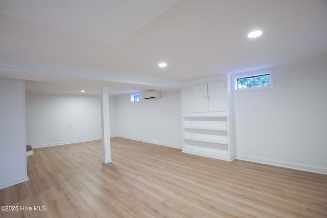 365 E New Jersey Avenue, Southern Pines, NC 28387