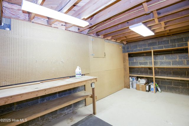 365 E New Jersey Avenue, Southern Pines, NC 28387