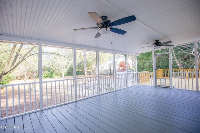 365 E New Jersey Avenue, Southern Pines, NC 28387