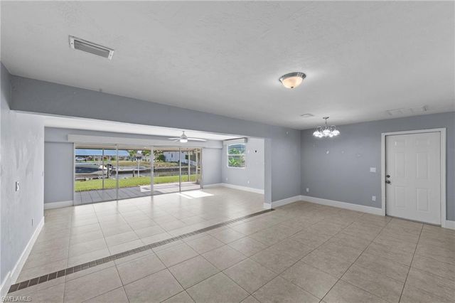 167 SW 53rd ST, Cape Coral, FL 33914