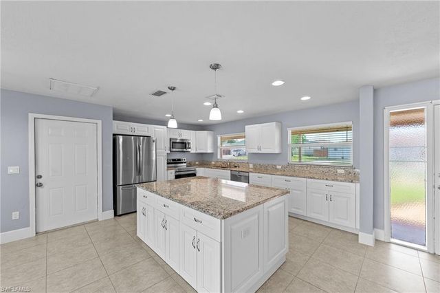 167 SW 53rd ST, Cape Coral, FL 33914