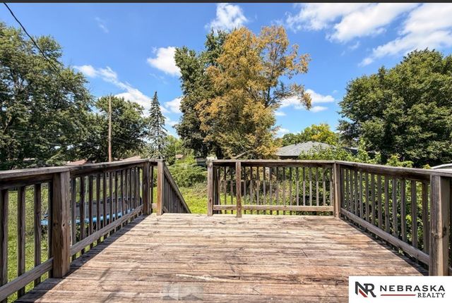 5508 Grand Avenue, Omaha, NE 68104