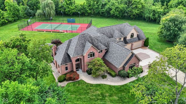 4261 W Stones Crossing Road, Greenwood, IN 46143