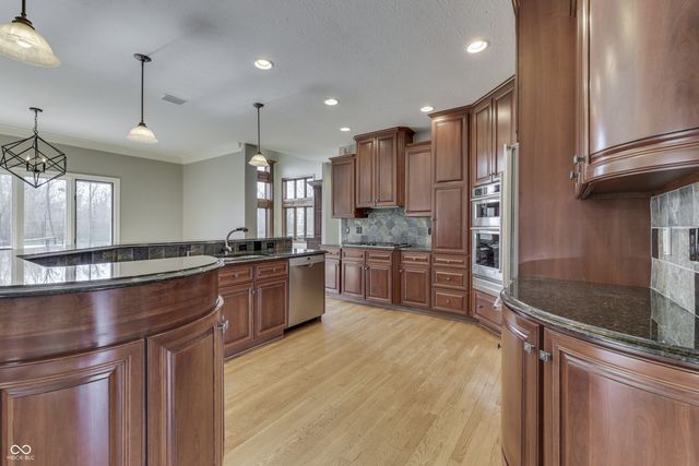 4261 W Stones Crossing Road, Greenwood, IN 46143