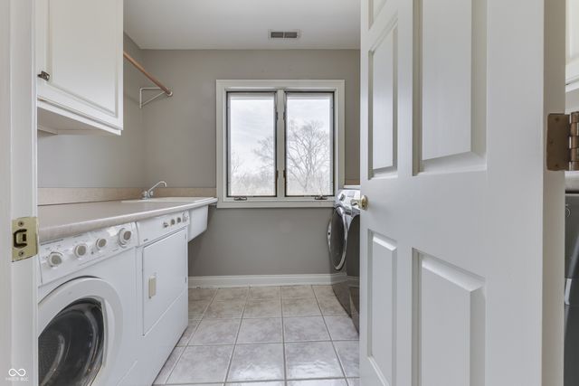 4261 W Stones Crossing Road, Greenwood, IN 46143