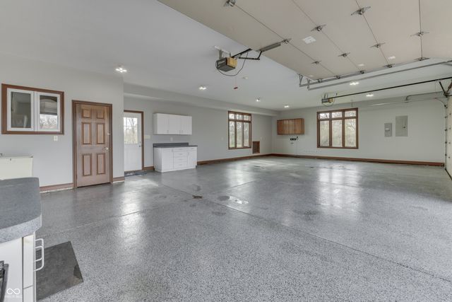 4261 W Stones Crossing Road, Greenwood, IN 46143