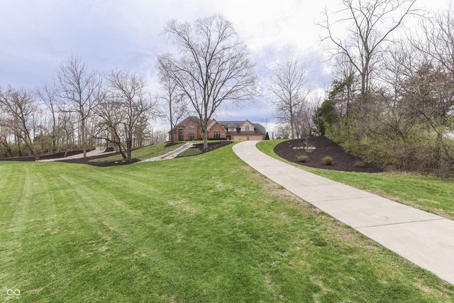 4261 W Stones Crossing Road, Greenwood, IN 46143