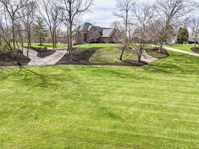 4261 W Stones Crossing Road, Greenwood, IN 46143