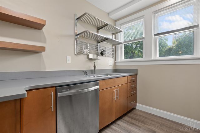 3721 Kessen Avenue, Cheviot, OH 45211