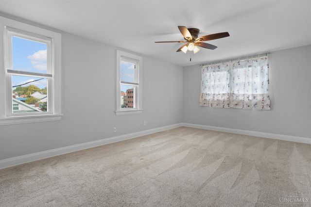 3721 Kessen Avenue, Cheviot, OH 45211