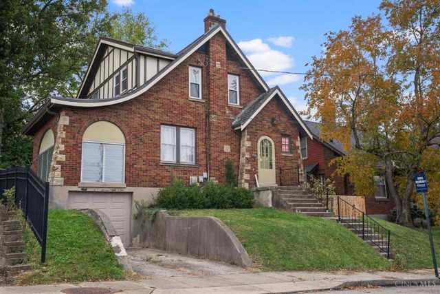 3721 Kessen Avenue, Cheviot, OH 45211