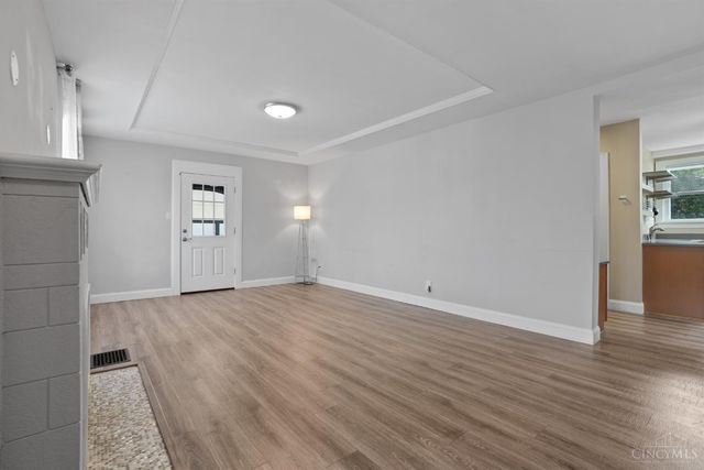 3721 Kessen Avenue, Cheviot, OH 45211