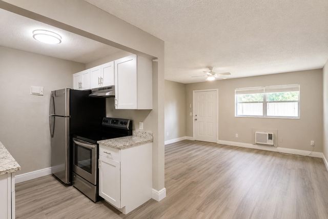 417 N E Street 39, Lake Worth Beach, FL 33460