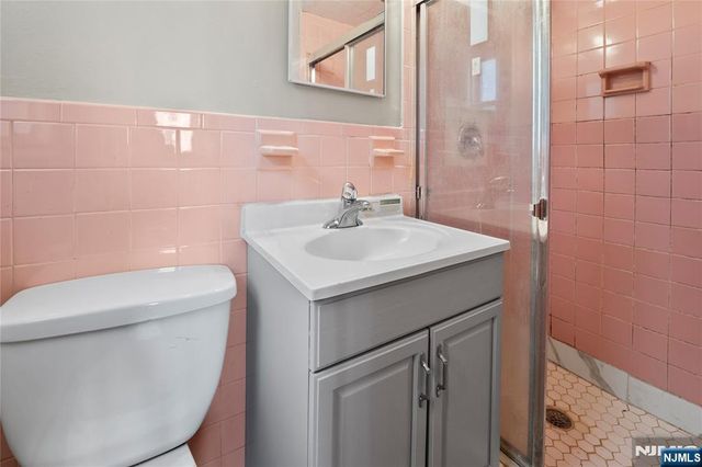 52 Tremont Terrace, Irvington, NJ 07111