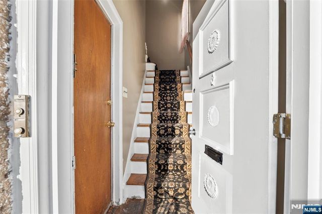 52 Tremont Terrace, Irvington, NJ 07111