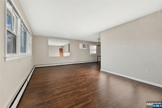 52 Tremont Terrace, Irvington, NJ 07111