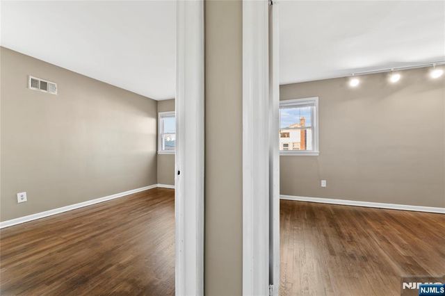 52 Tremont Terrace, Irvington, NJ 07111