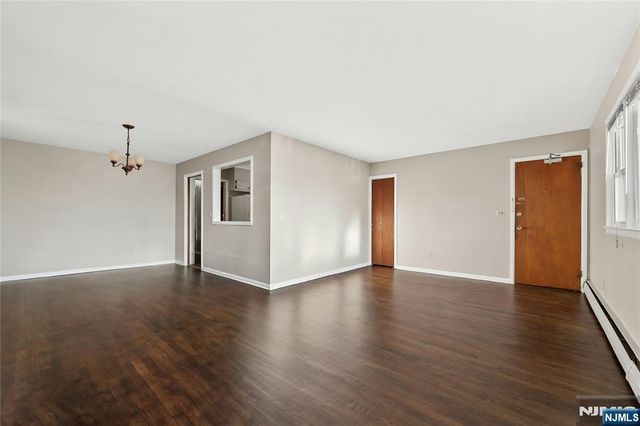 52 Tremont Terrace, Irvington, NJ 07111