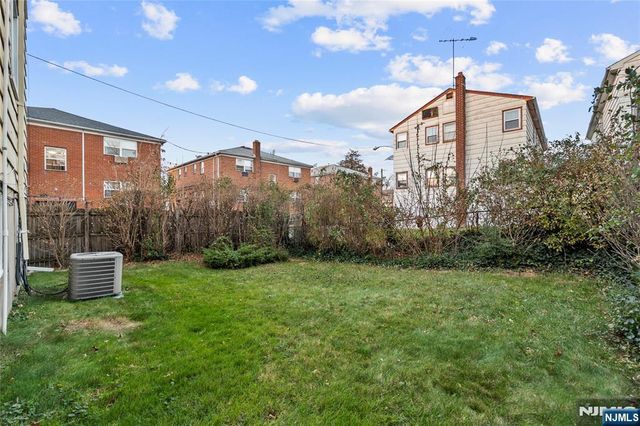 52 Tremont Terrace, Irvington, NJ 07111